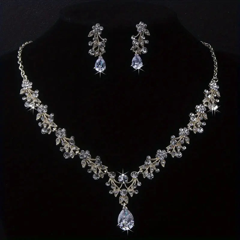 BridalElegance™ Necklace & Earrings Set – Royal Flair™